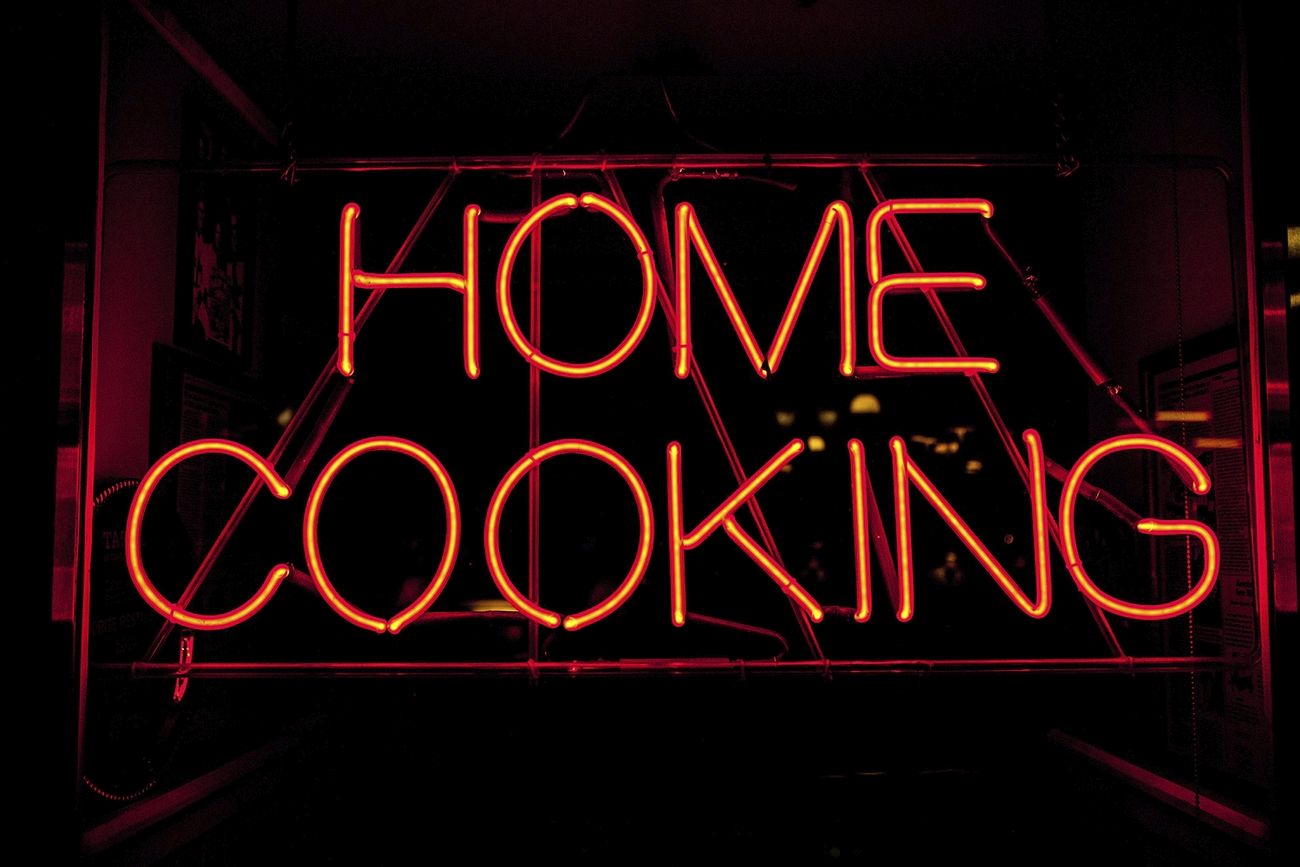 Free home cooking neon sign